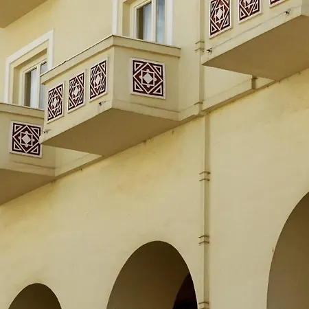 Roomore Apartments-2