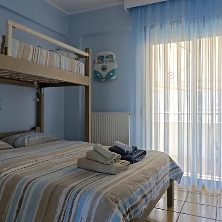 Seafront Family Apartment & Free Parking, The Cruiseflat-2