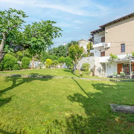 Traditional Villa Appartment With Garden, Also For Gatherings ,15 Minutes From Thessaloniki Airport-3