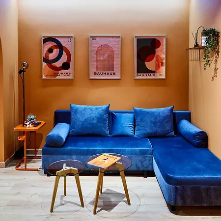 The Arch Suite-2
