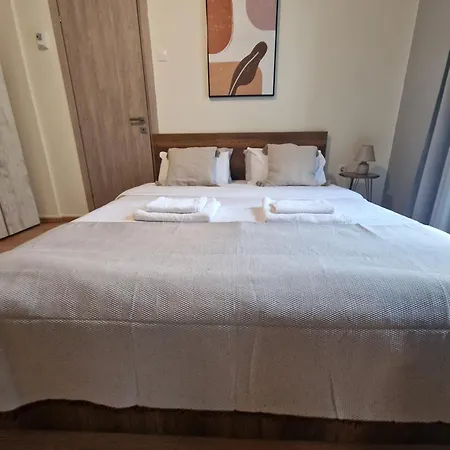 Closer "Egnatia Apartment 2"-3