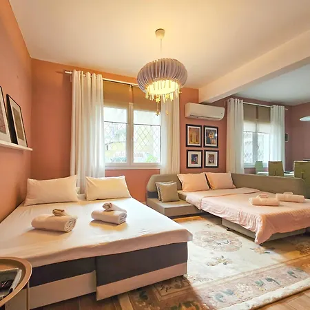 Katrin'S House With Private Parking-2