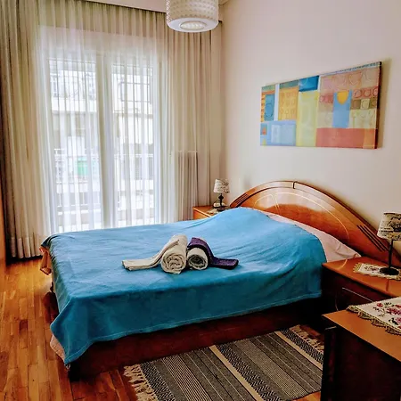 Thessaloniki Waterfront Apartment-2