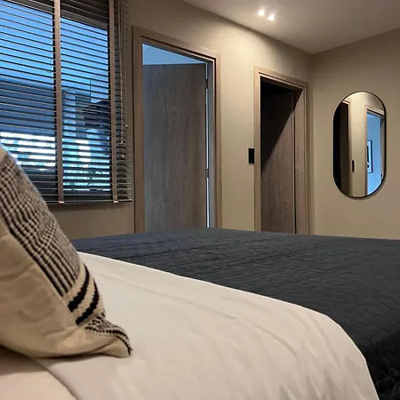 Luxor Suites Venizelou-3