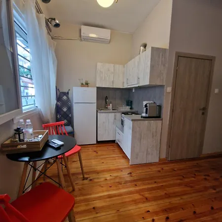 Closer "Central Apartment"-3