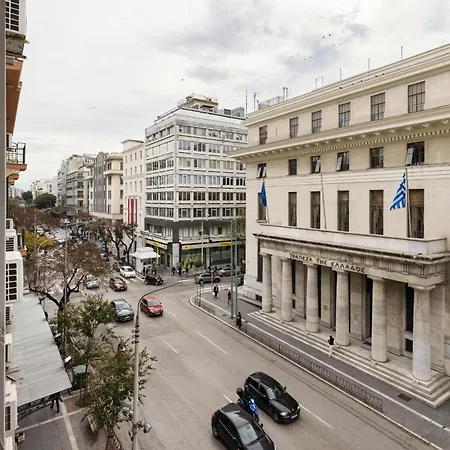 Tsimiski CityCenter Boutique Suites - By Nuvia Domus-2