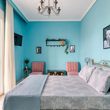 Vintage Art Home On The Sea-3