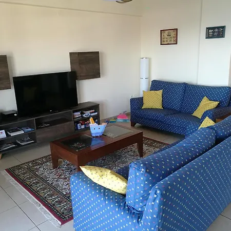 Seafront Family Apartment & Free Parking, The Cruiseflat-3