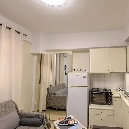 Pearl Studio Free Private Parking Of Stayinthess-3