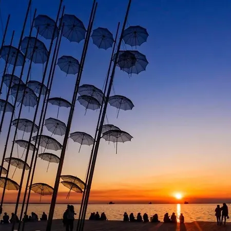 Le Plaza, Modern Escape Near Thessaloniki Center-2
