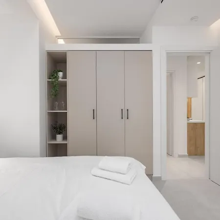 Cozy Living Thessaloniki By Luxlikehome-3