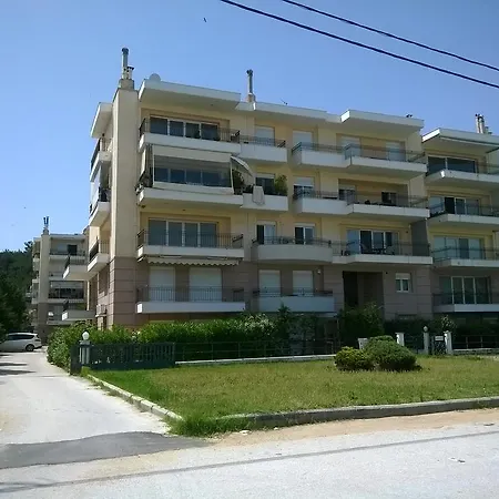 Seaside Apartment-2