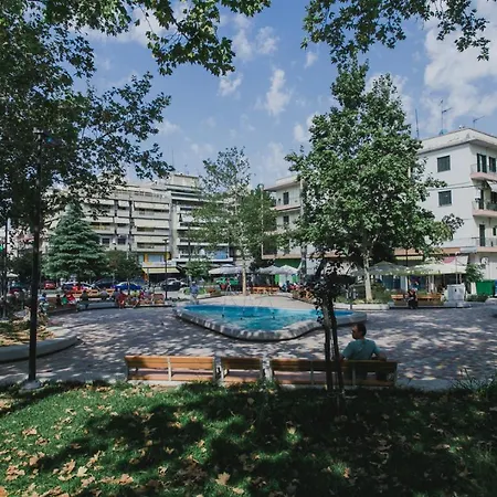 Center 7Min 95Sqm 2Bdr 2Ndfloor 2Ac Optical Fiber 2 Smarttv Marble Wc Moschitos Nets Netflix-2