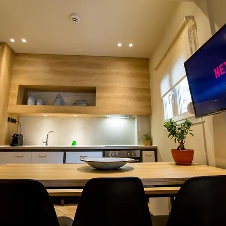 Thess Cozy Living-3