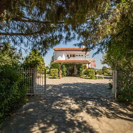 Villa Ampelos-2