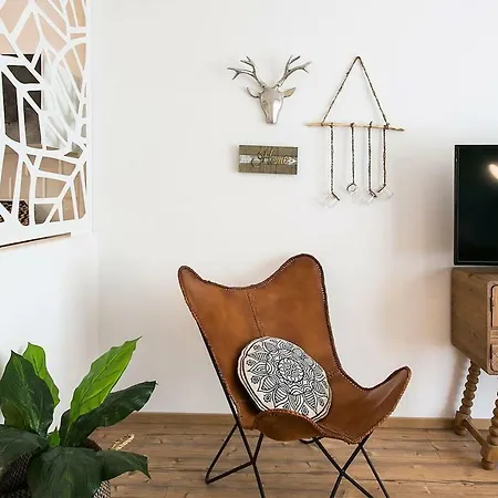 Boho Chic Apartment, Agia Sofia District #Feelslikehome-3