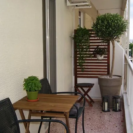 Sea-View Modern Apartment - 4 Guests - Kitchen-2