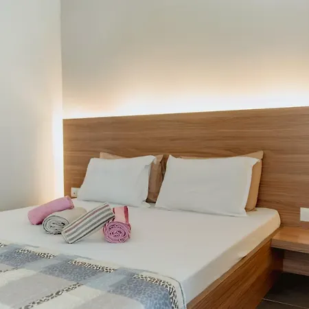 Stylish Suites, The Luxury Suites-2