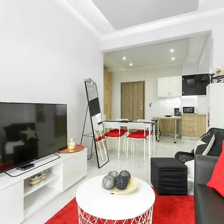 Cosy 2Bdrm Apartment Close To The City Center-2
