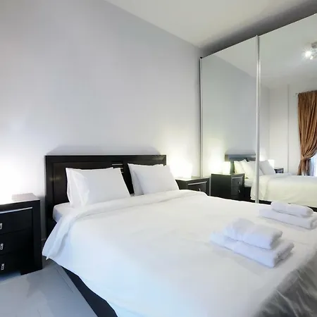 F & B Collection - Apartment For 3-2