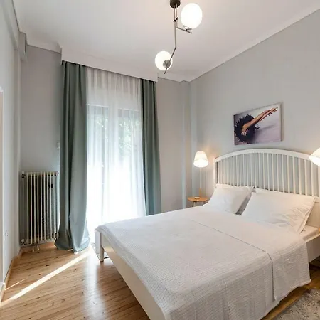 City Pulse Tsimiski Apartment-3