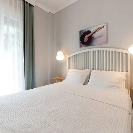 City Pulse Tsimiski Apartment-2