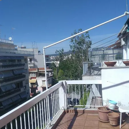 Cozy Penthouse Next To Metro Station-2