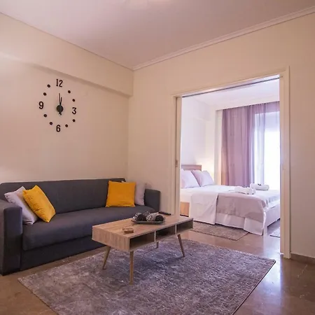 Comfort Mitropoleos Apartment-3