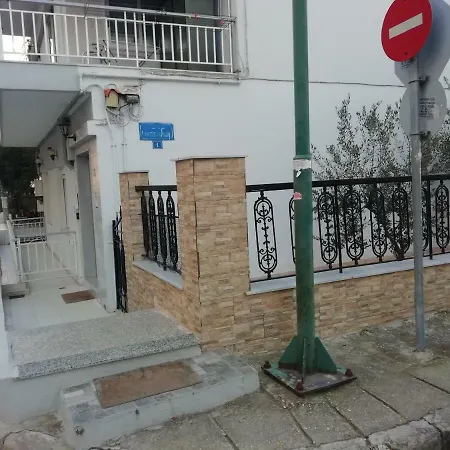 Aigaiou House-3