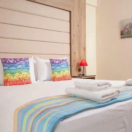 Seven Heaven Premium Suites-3