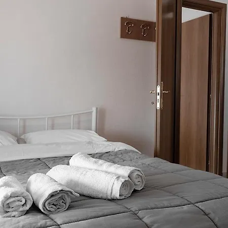Egnatia Flat-3