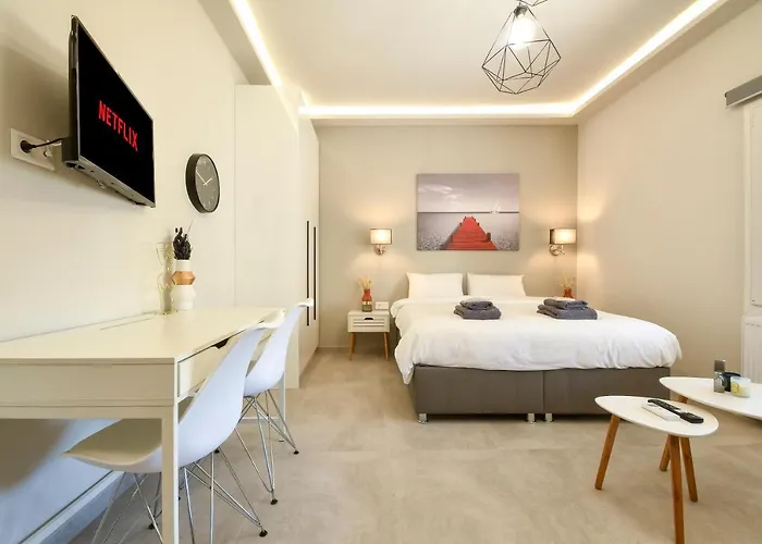 Huisdiervriedelijke #Skgh Amellie & Αtlanta & Apollonia Suites - Navarinosquare View Thessaloniki