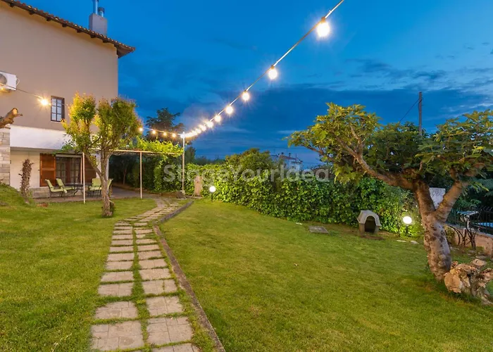 Traditional Villa Appartment With Garden, Also For Gatherings ,15 Minutes From Thessaloniki Airport che accetta animali