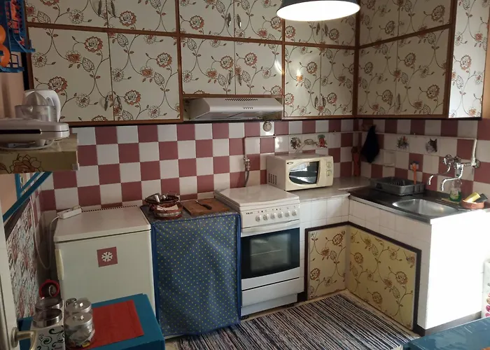 Cosy Penthouse -Up To 6 Guests- In The City Centre! Salonicco