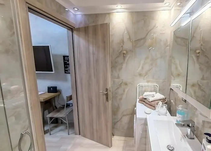 Thess Old Town 1 Free Private Parking Of Stayinthess Thessaloniki