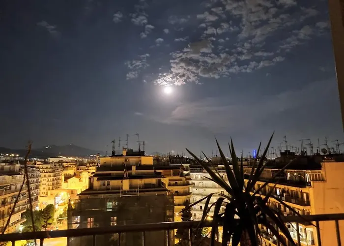 Huisdiervriedelijke Unique Skyview Apartment-Downtown Thessaloniki