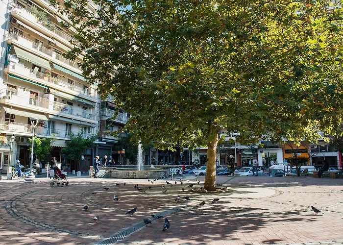 Central Maison By Luxlikehome Salonicco