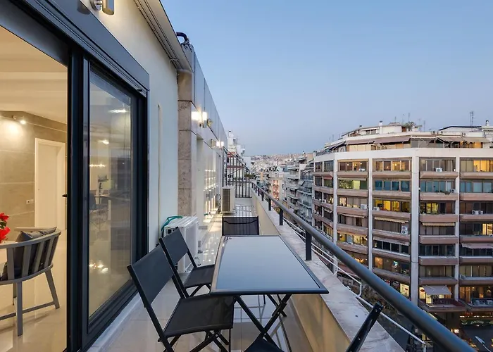 Haustierfreundliches Hotel Ace Location | Luxury Building Thessaloniki