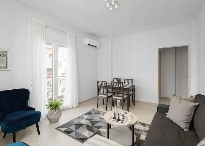 Kalamaria Brand New 2 Bedroom Apartment Salonicco