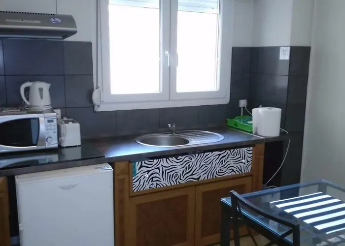 Prime Location Bright Studio City Center Super 5G Wifi 200Mbps With32"Tv Thessalonique acceptant les animaux
