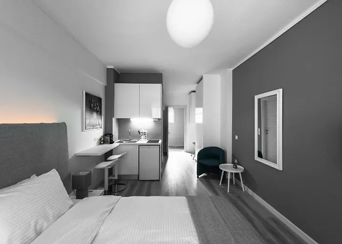 M&F Luxury Suites M Suite Thessaloniki