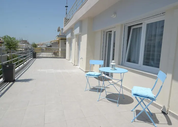 Modern Top Floor Apartment Thessaloniki